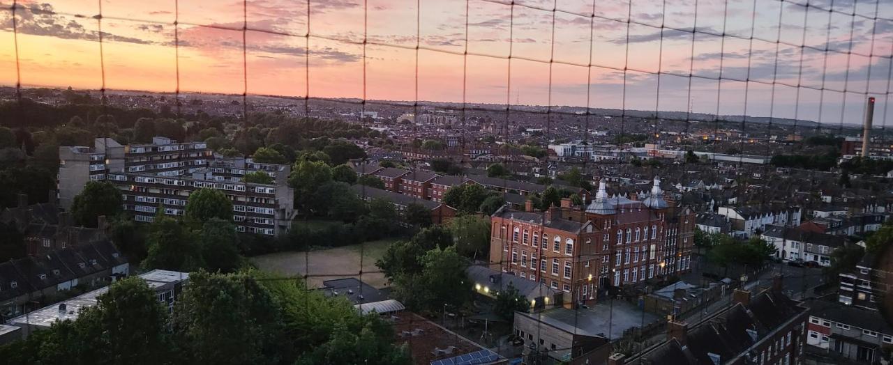 Homestay Double In A Cosy Flat In Tooting *