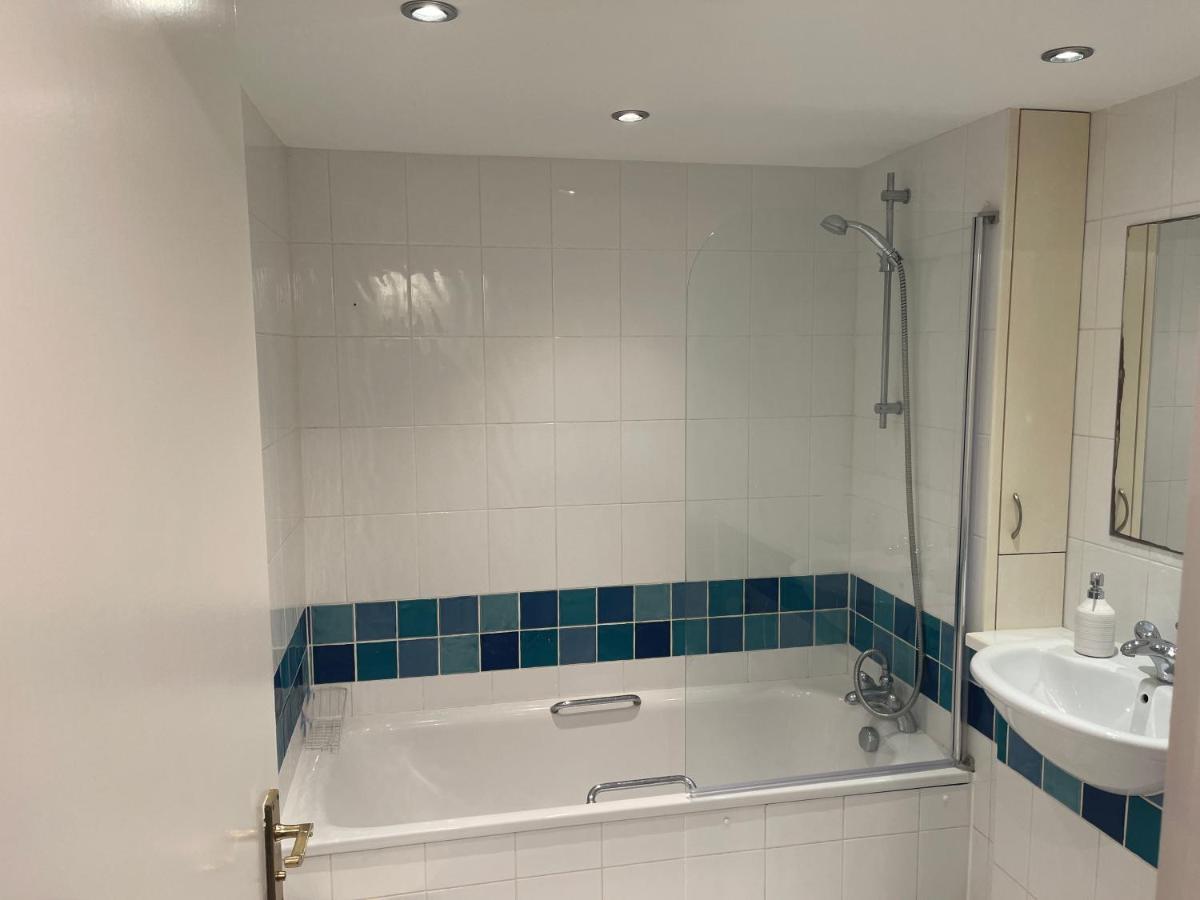 Tower Bridge City Haven King En-suite With Parking Apartamento Londres
