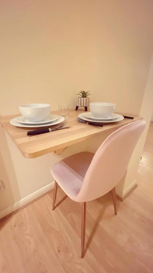 Apartamento Stylish And Inviting Studio Flat In Coveted Chelsea Location *