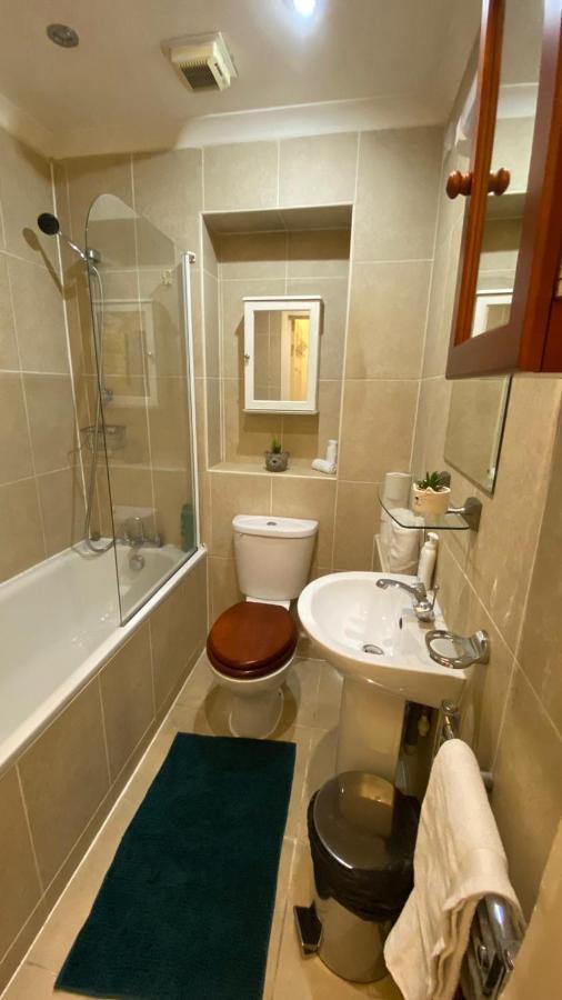 Stylish And Inviting Studio Flat In Coveted Chelsea Location * Londres