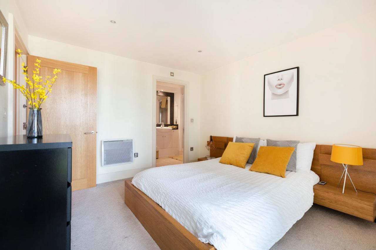 Apartamento Beautiful River View Close To Eye Londres