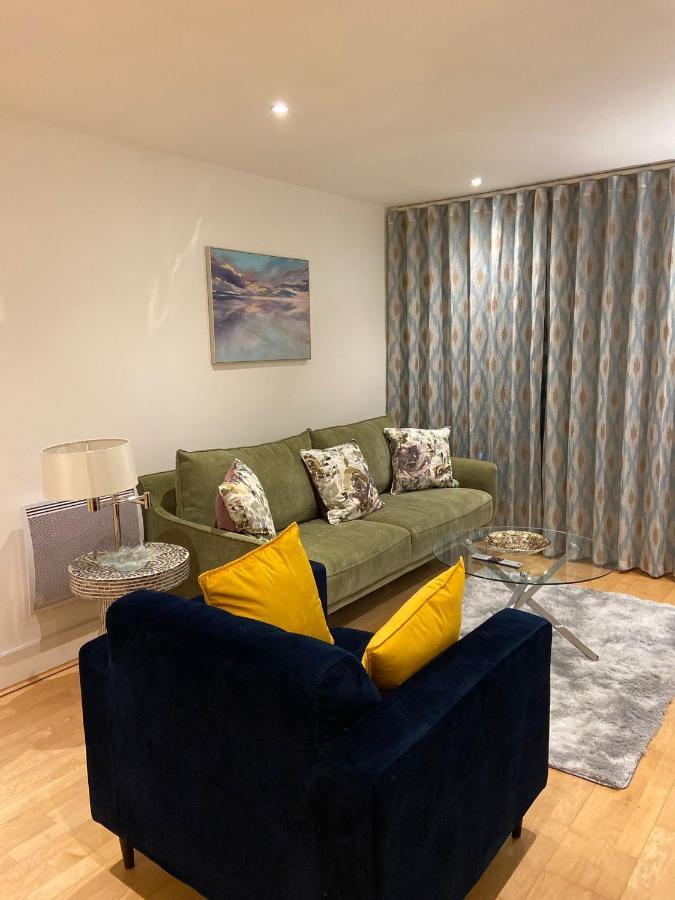 Fabulous 2 Bed In Vauxhall Appartement Londres