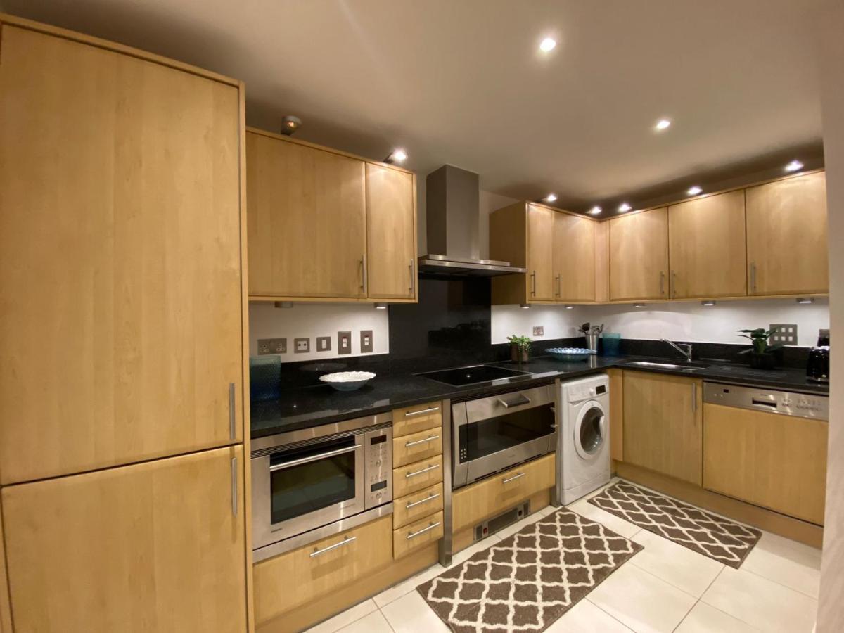 Fabulous 2 Bed In Vauxhall Appartement Londres