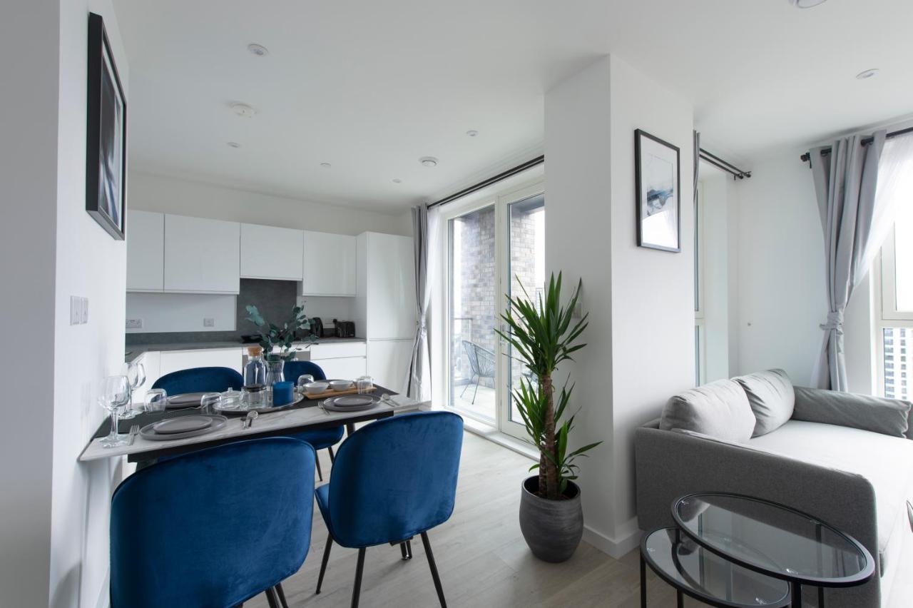 Luxury Penthouse With Stunning Views Near Excel, O2, Airport * London