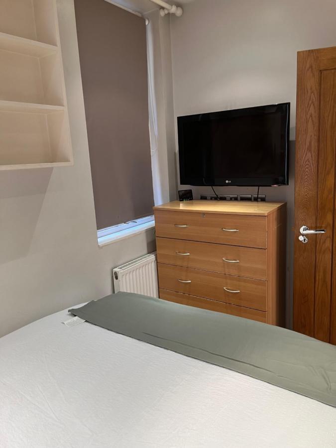 Stunning 1 Bedroom In Stunning Location - Mayfair Area Appartement *