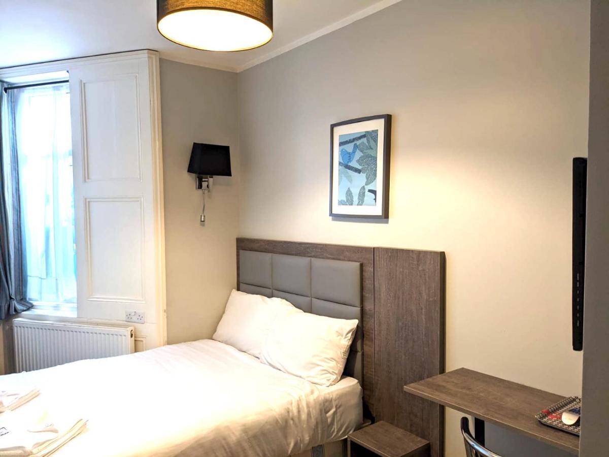 Comfotel Blu Bed and breakfast Londres