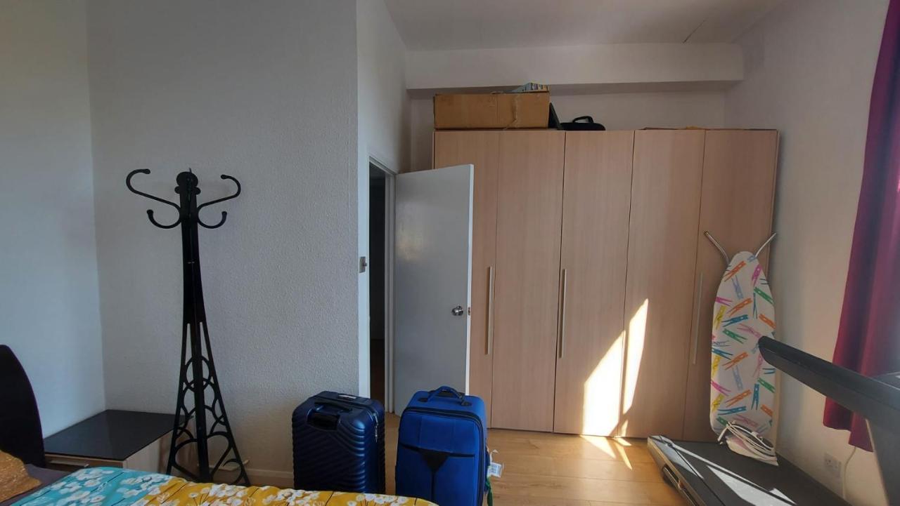 Extra Large One Bedroom Flat With Parking Bed and breakfast