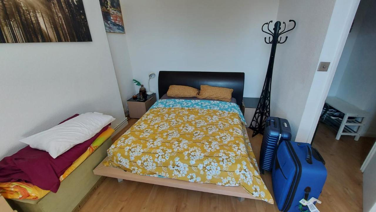 Extra Large One Bedroom Flat With Parking Bed and breakfast