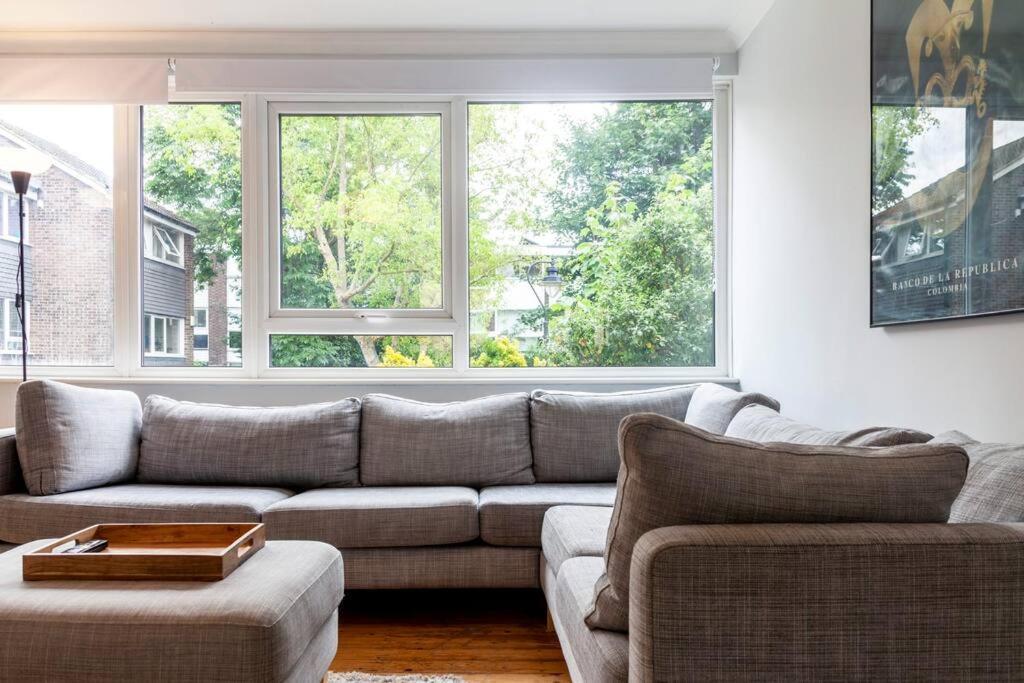 Newly Refurbished 5 Bdr House Wgarden And Parking * London