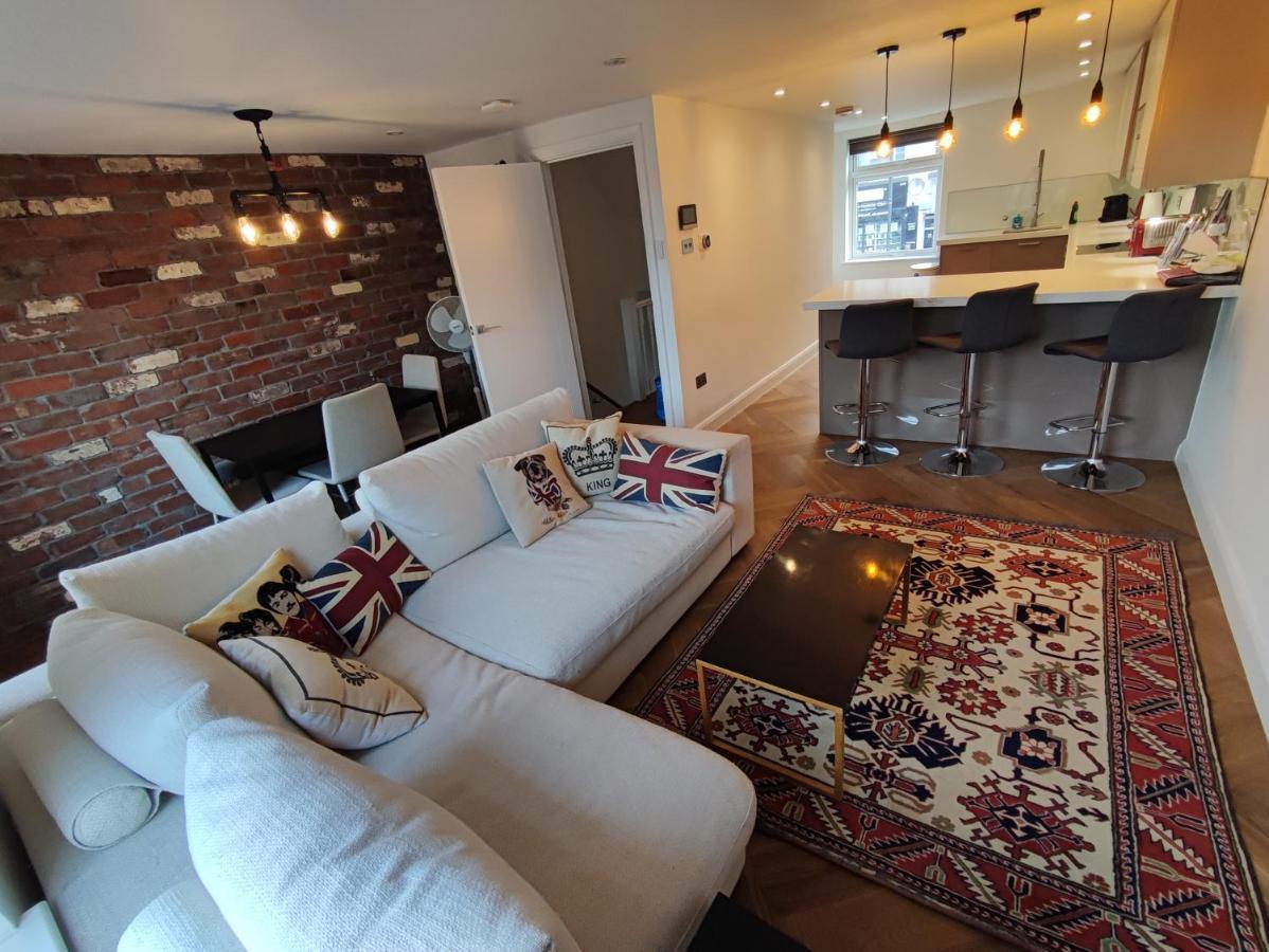 Modern 2 Bedroom Flat With Private Outdoor Terrace * Londres