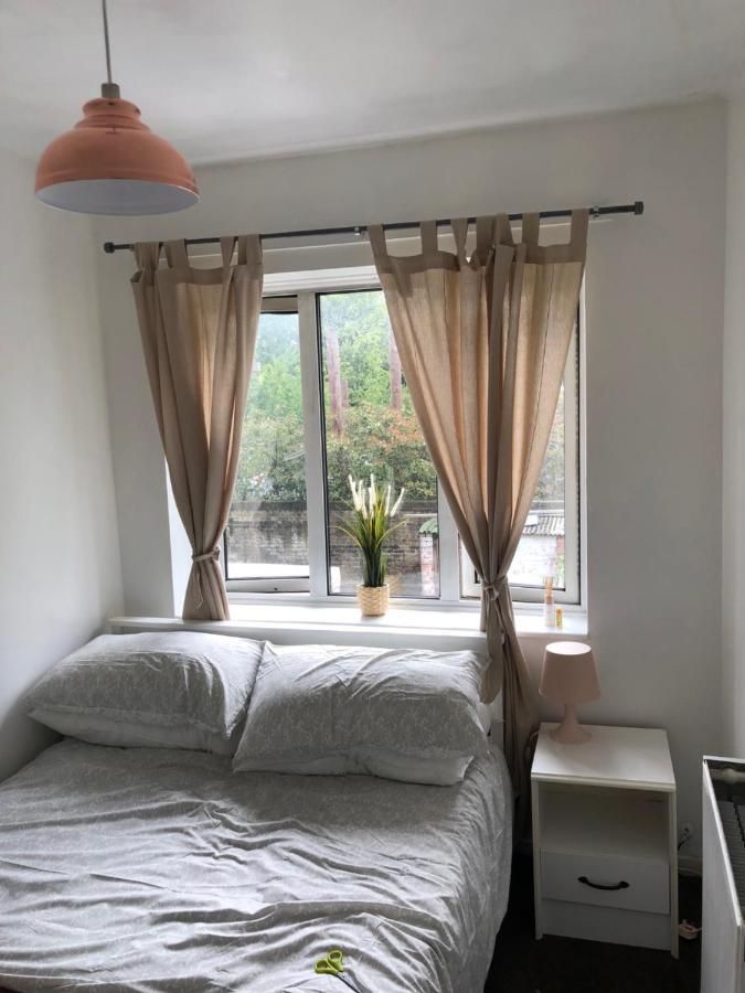 3 Bedroom Garden In East Londres