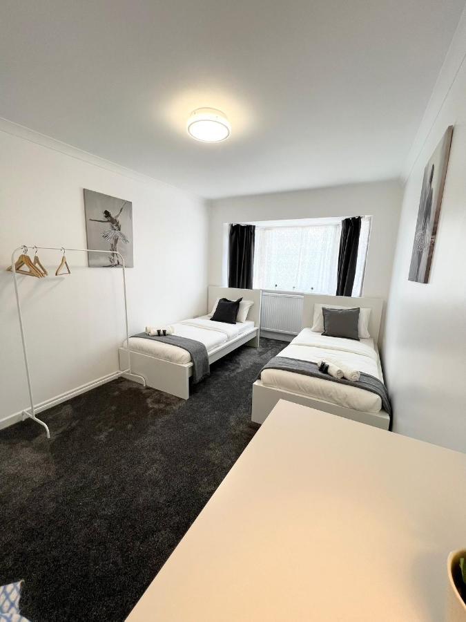 Gasthuis Stunning Flat In Greater *