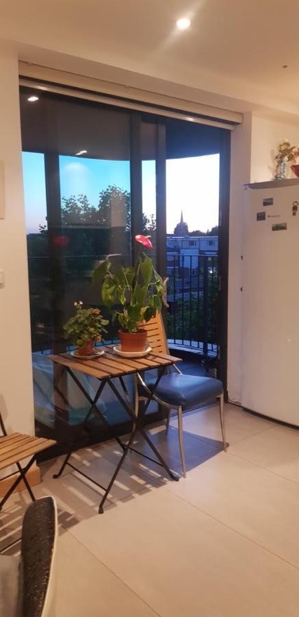 Jadwin Beautiful Share Toilet 2 People Luxe tent Londen