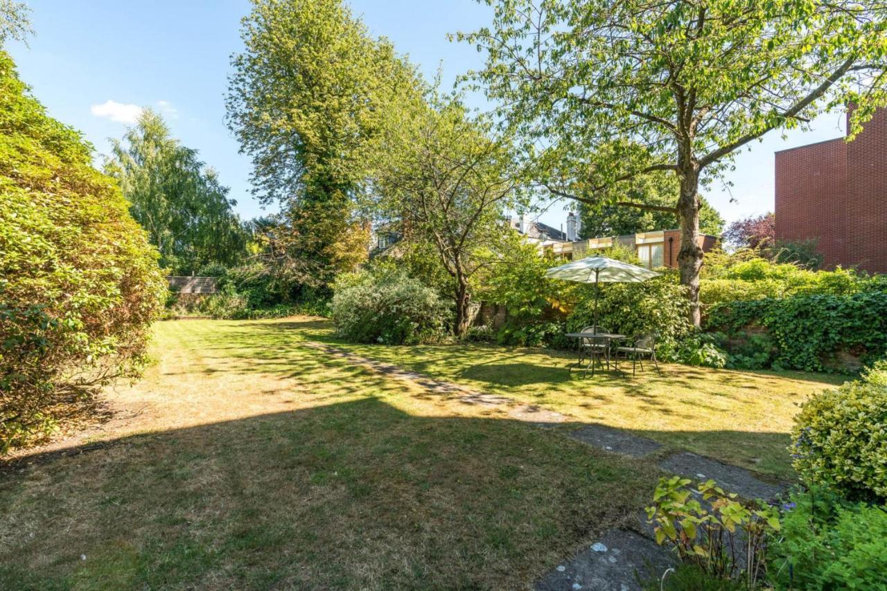 Fantastic 3 Bedroom Flat West Hampstead *