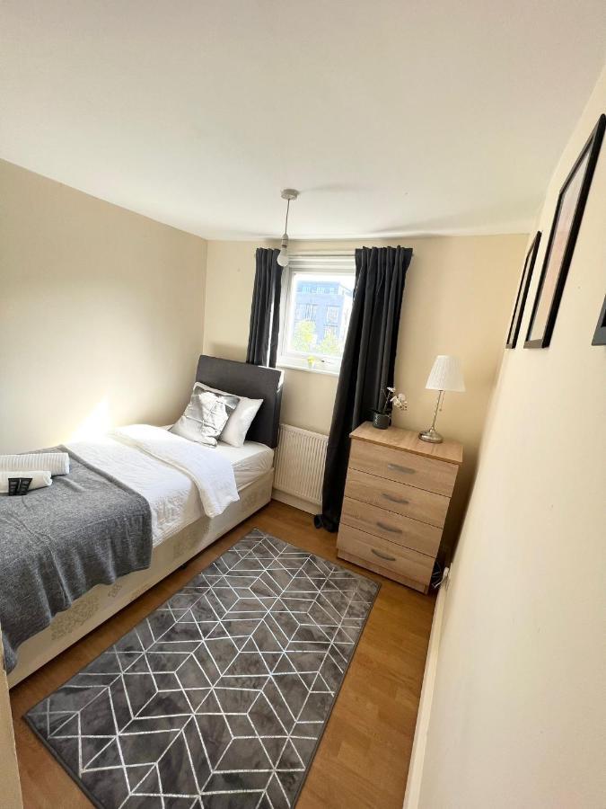 Gasthof Amazing New House In London
