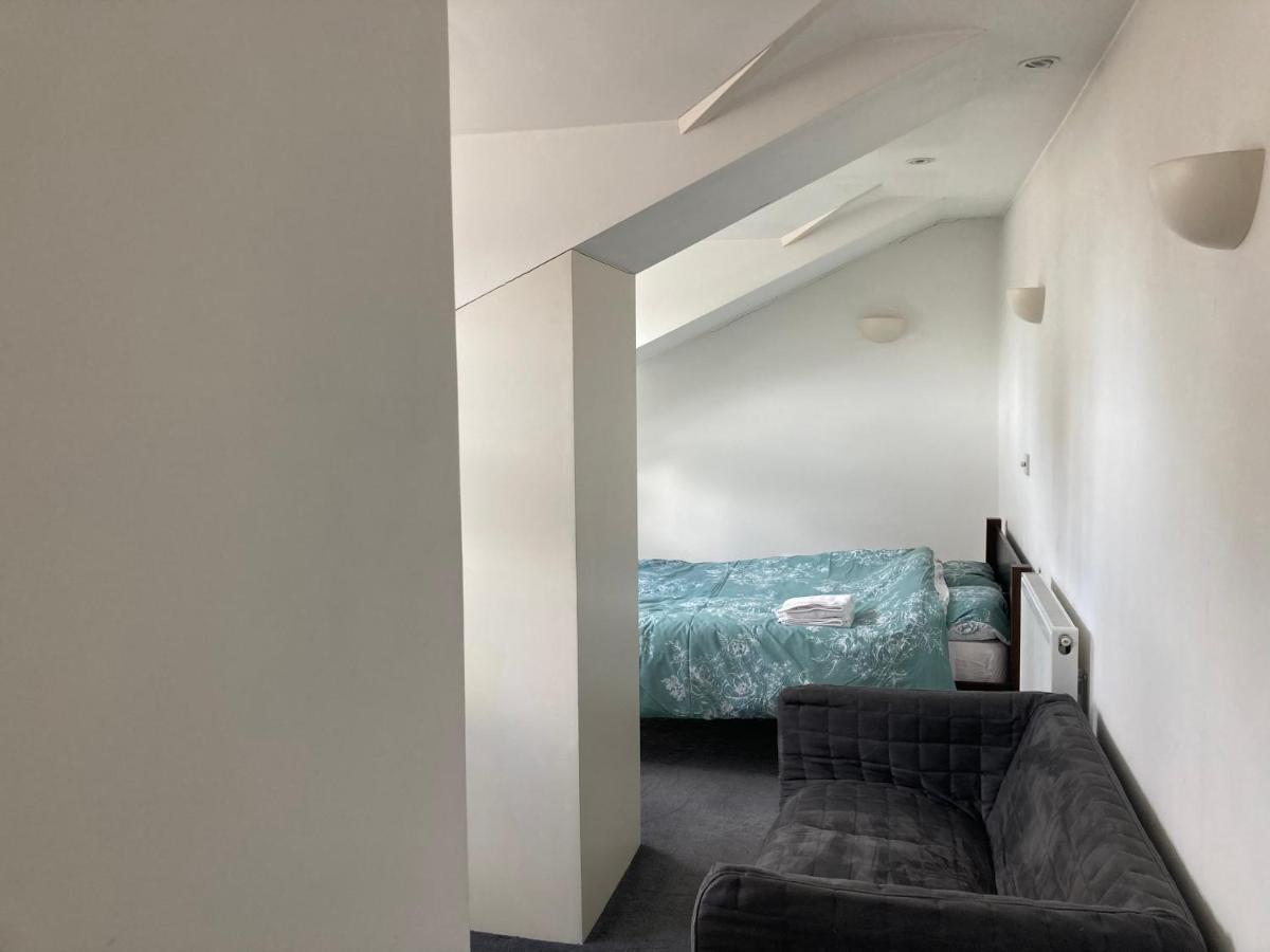 Apartment With A View Over South *
