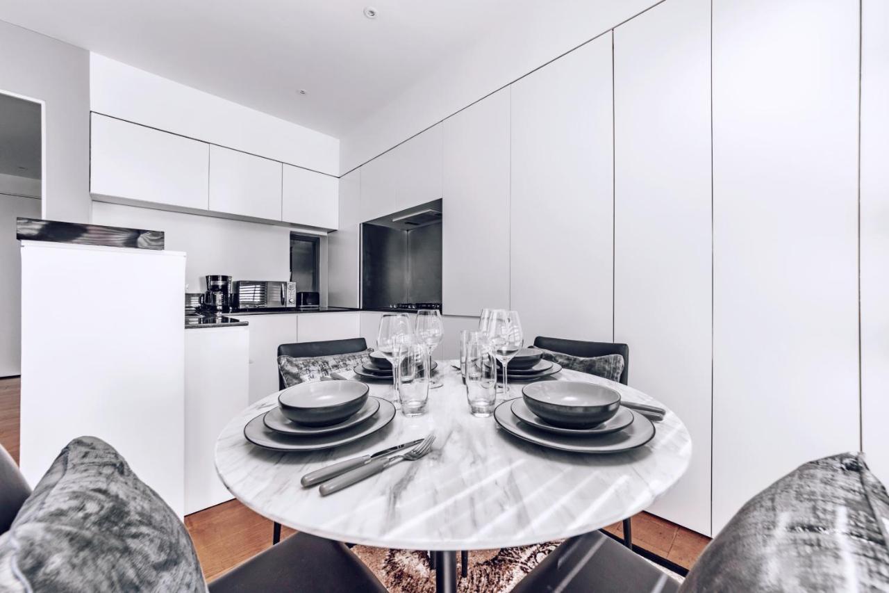 Interior-designer With 2 Terraces * Londres