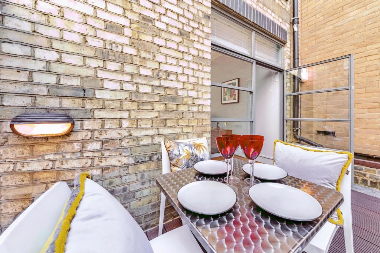 Appartement Interior-designer With 2 Terraces Londen