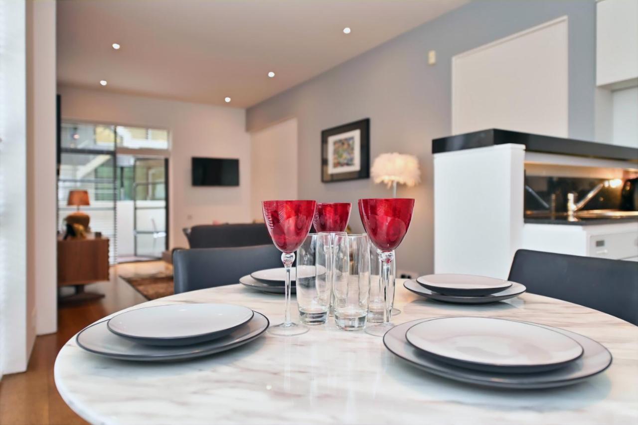 Interior-designer With 2 Terraces * Londres