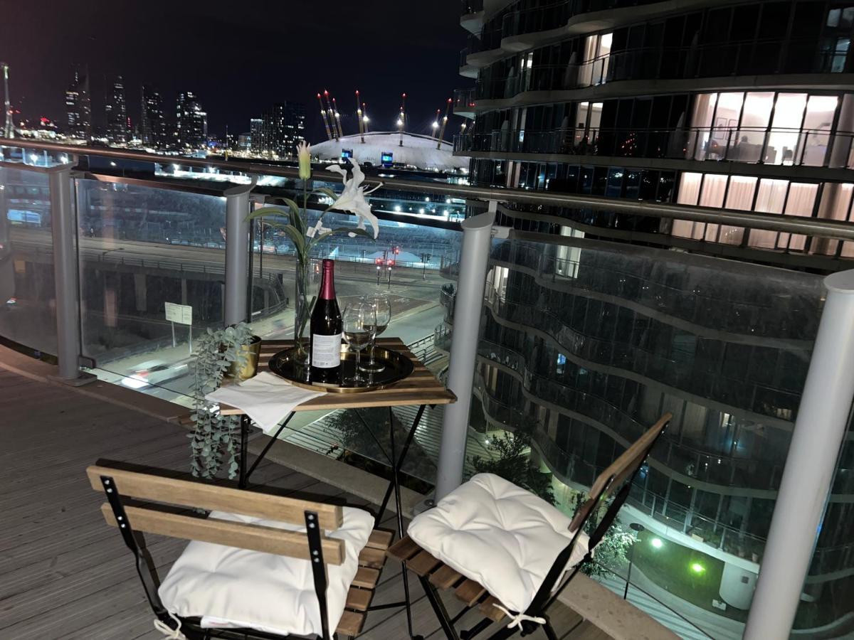 Appartement Riverline Heights Near O2 & Excel Free Parking Londres