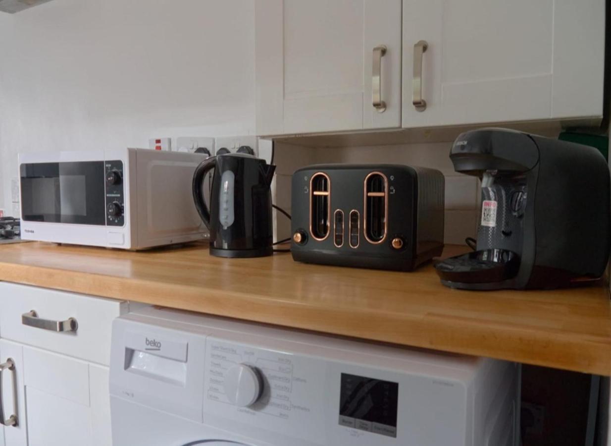 Apartamento Lovely Large Near Stratford *