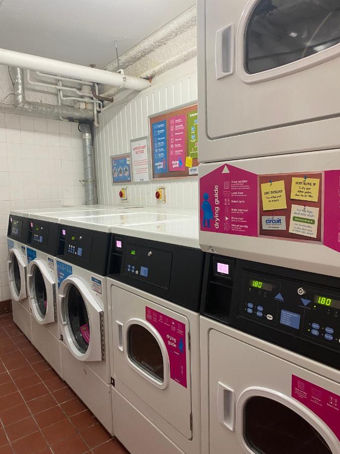Charming For Students Only, Cricklewood Lane - Sk Londen
