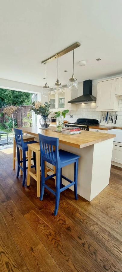 Casa de férias Stylish 3 Bedroom Townhouse In Brockley With Large Garden *