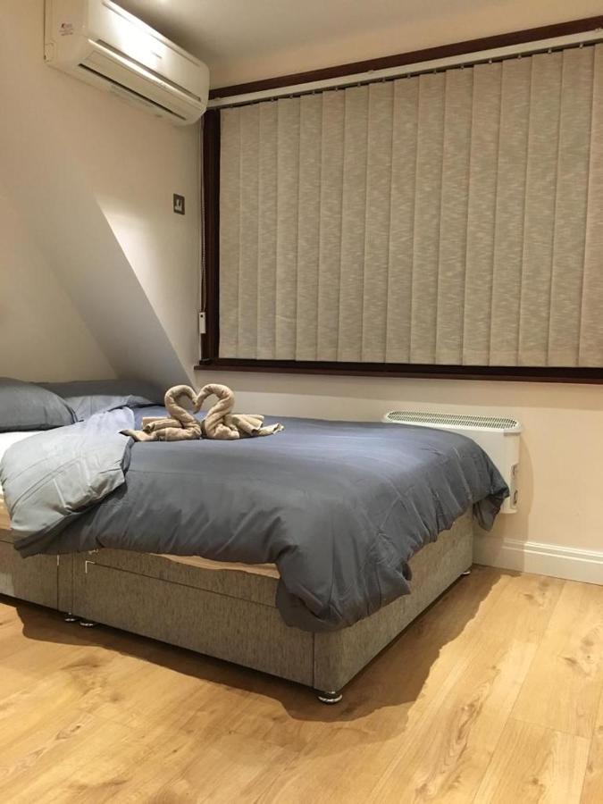 Flat In The Heart Of Golders Londres