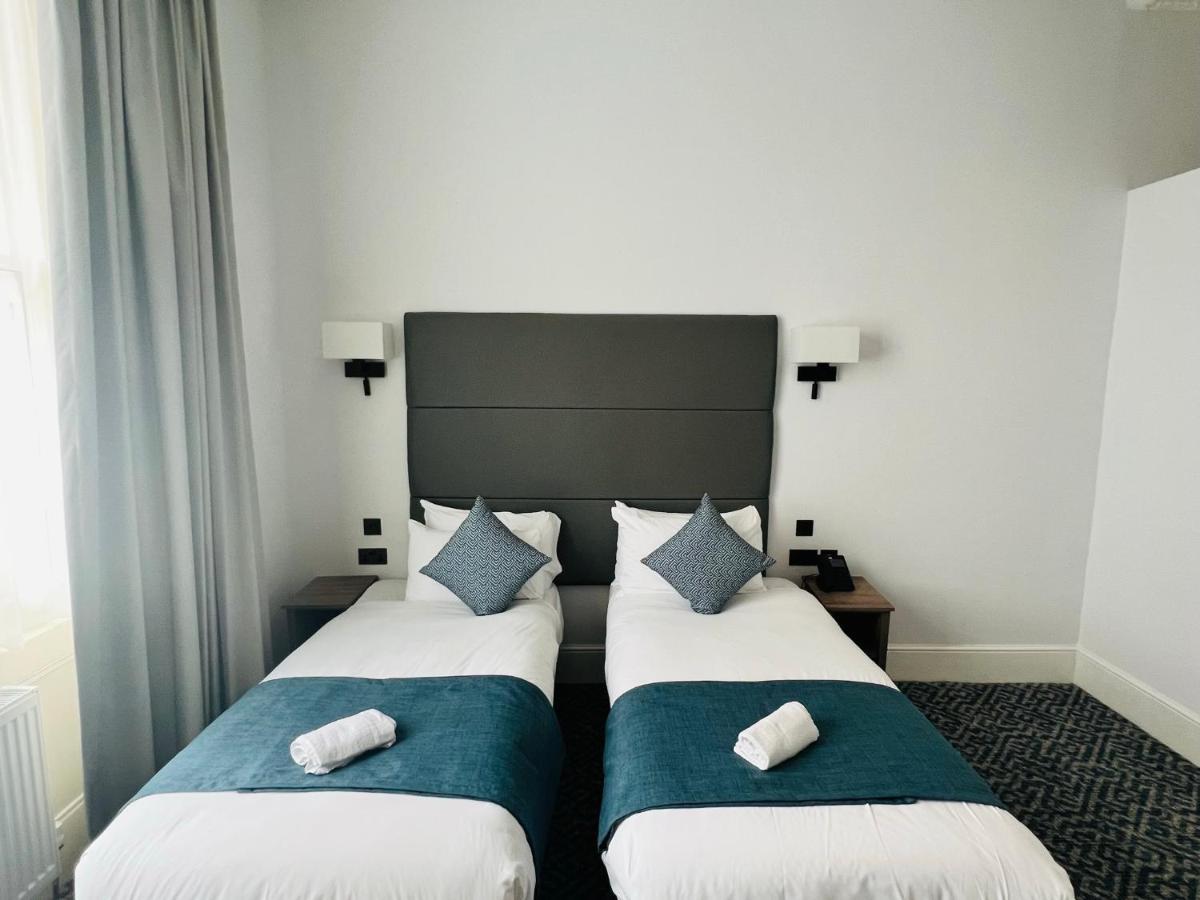 The Chapter - The J Hyde Park Hotel