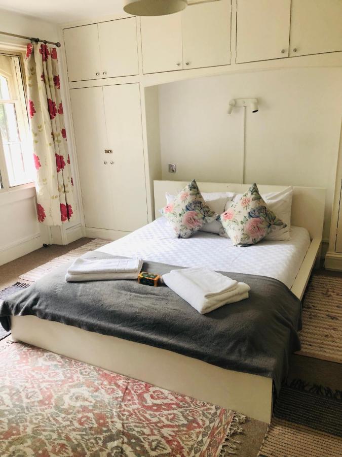 Apartamento 2 Bedroom Close To Camden Town Londres