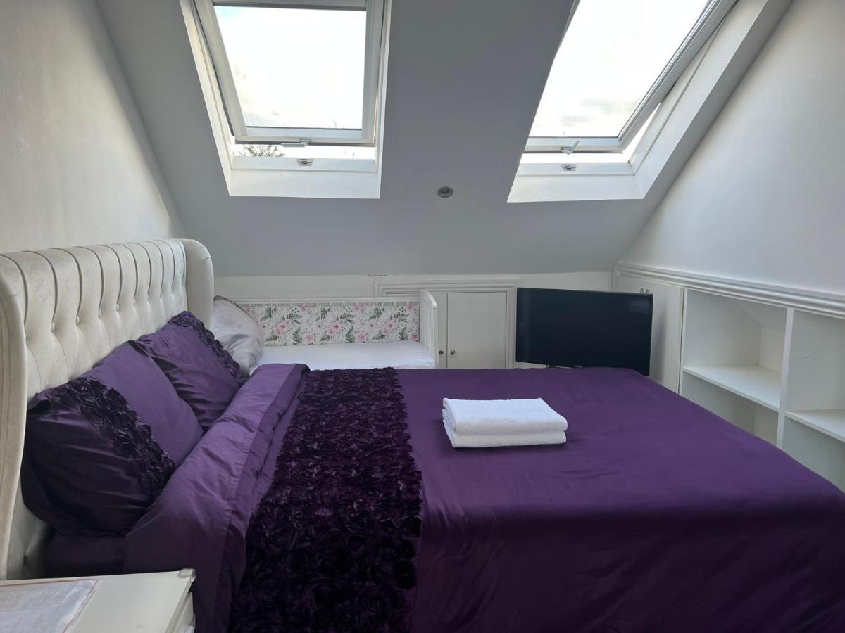 Habitación en casa particular Deluxe Near Tottenham Hotspur Stadium Londres