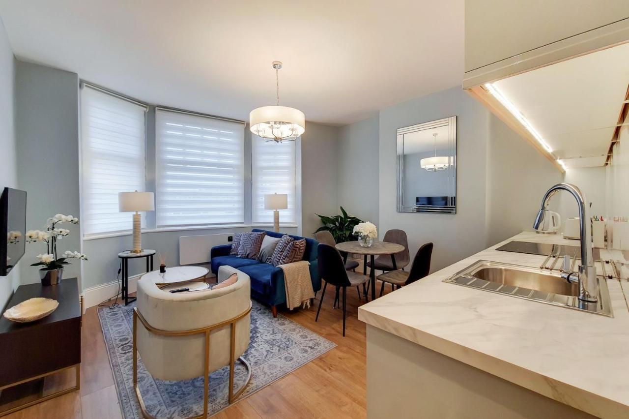 Luxury Art Deco, 2 Bedroom Flat Londres