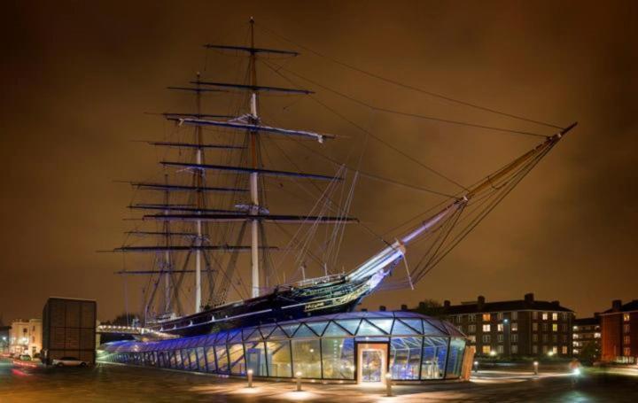 Black Pearl And Captain Sparrow * Londres