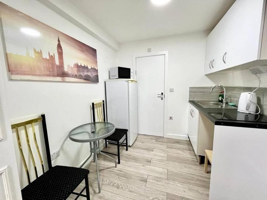 Lovely Studio Flat! *