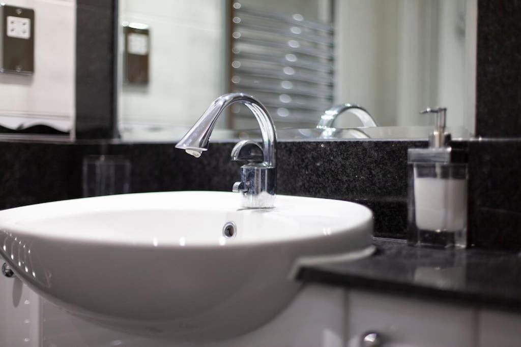 Thames View Apartment, Imperial Wharf Apartamento