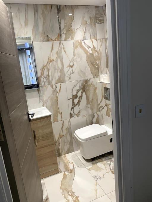 Apartment Golders Green Luxury Flat