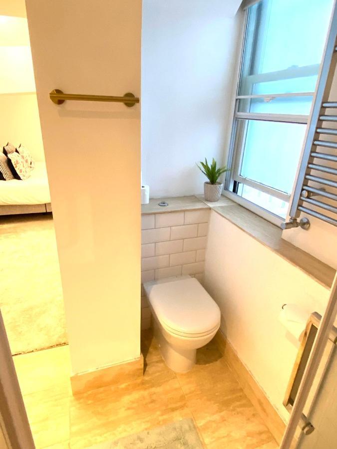 Modern Luxurious 3 Bed Flat With Private Garden & Bbq * Londres