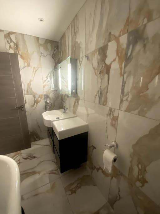 Apartment Golders Green Luxury Flat *