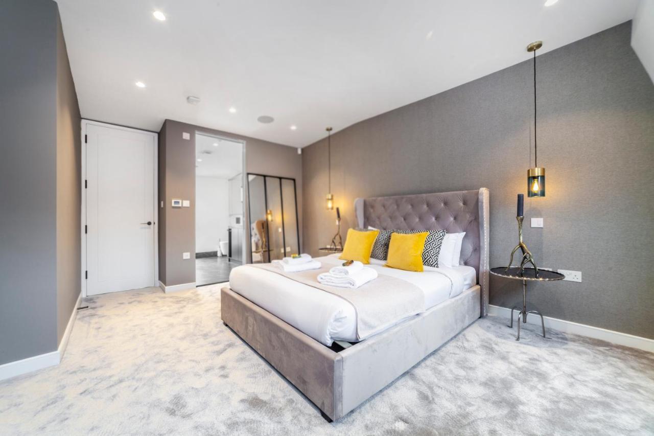 Luxury 3 Bedroom House With Garden Next To Battersea Park Vakantiehuis Londen