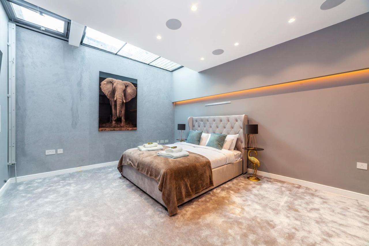 Luxury 3 Bedroom House With Garden Next To Battersea Park *