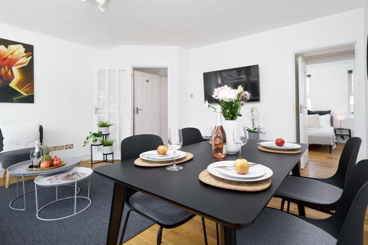 Location Oxford Str, Soho 2 Bedr, 3 Beds, 2 Bath Apartamento Londres
