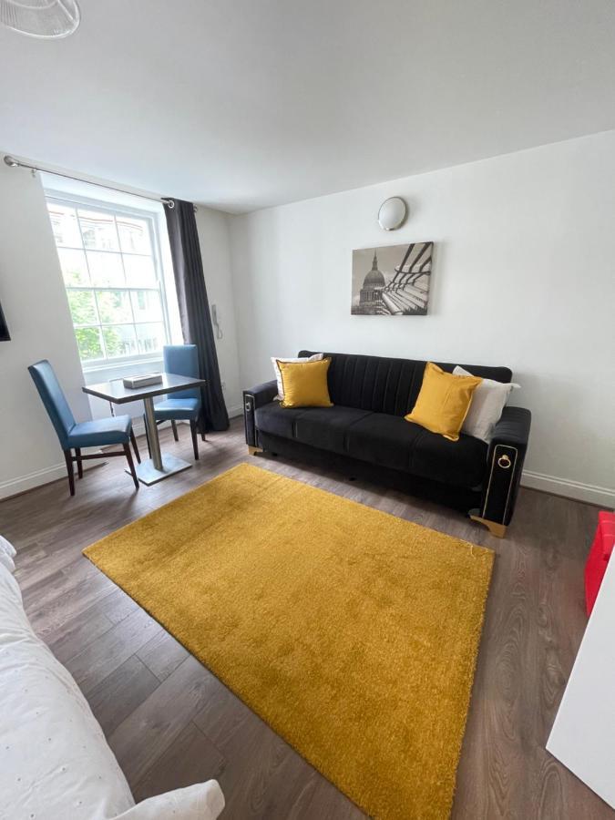 Apartment 93 Charlotte *