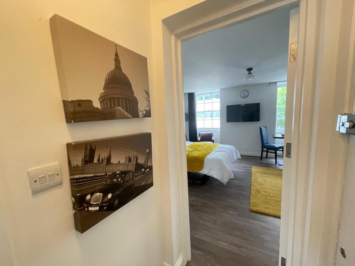 93 Charlotte Apartment
