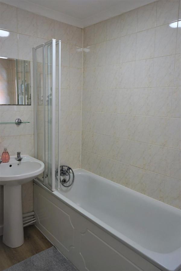 Apartamento Devonshire House-3.3ml From Wimbledon Centre Court Londres