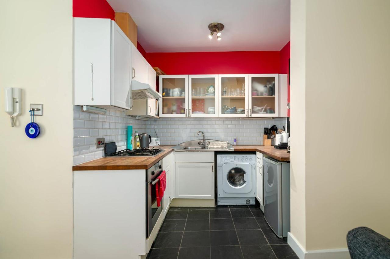 Guestready - Former Pub-turned-one Bedroom Flat Londres