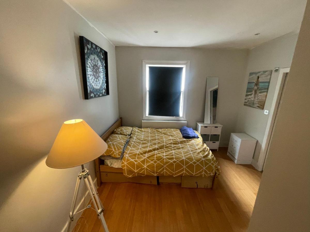 Leytonstone Quarto em Acomodações Particulares Londres