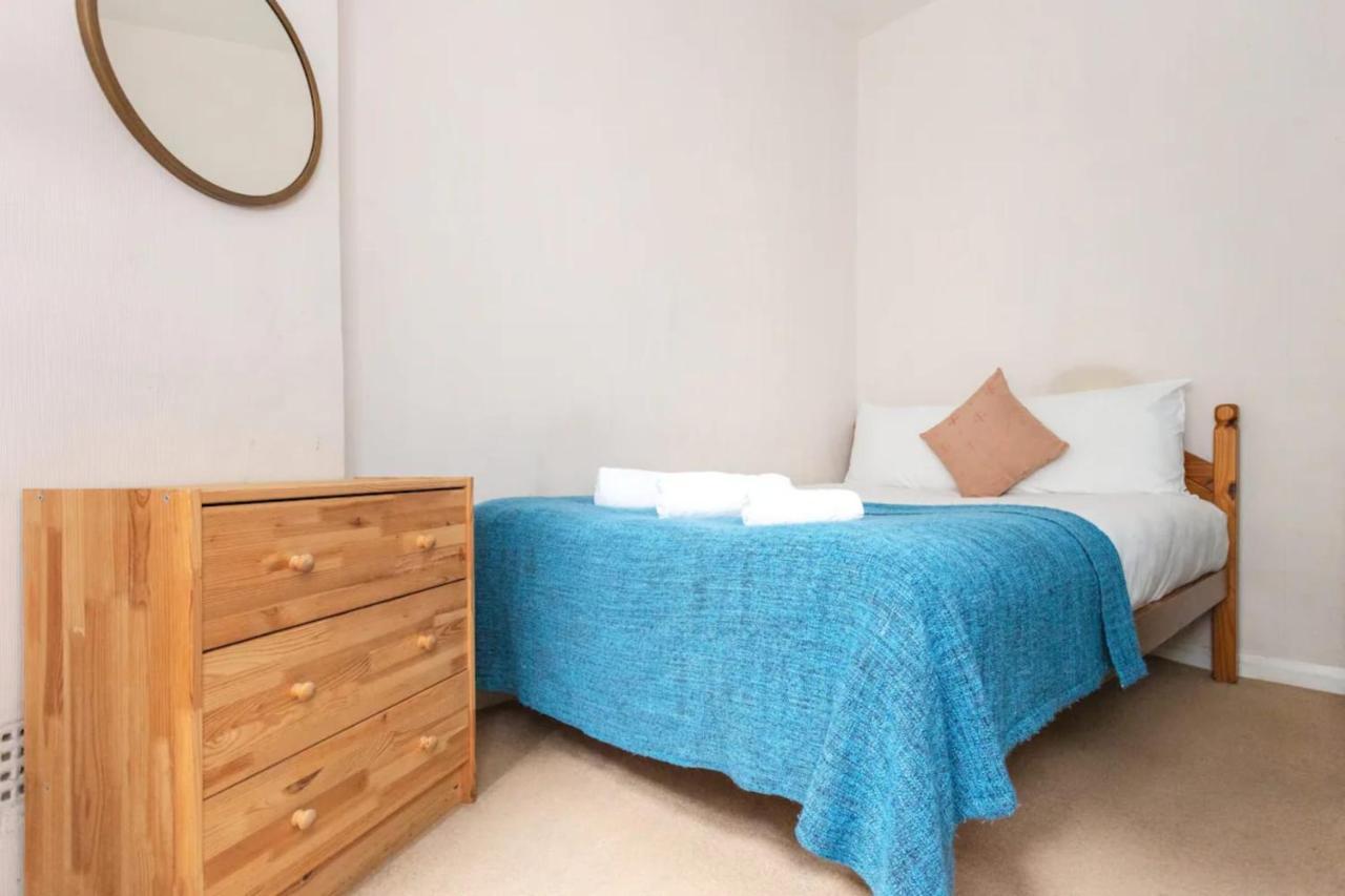 Cosy 2 Bedroom In With Garden Apartamento Londres