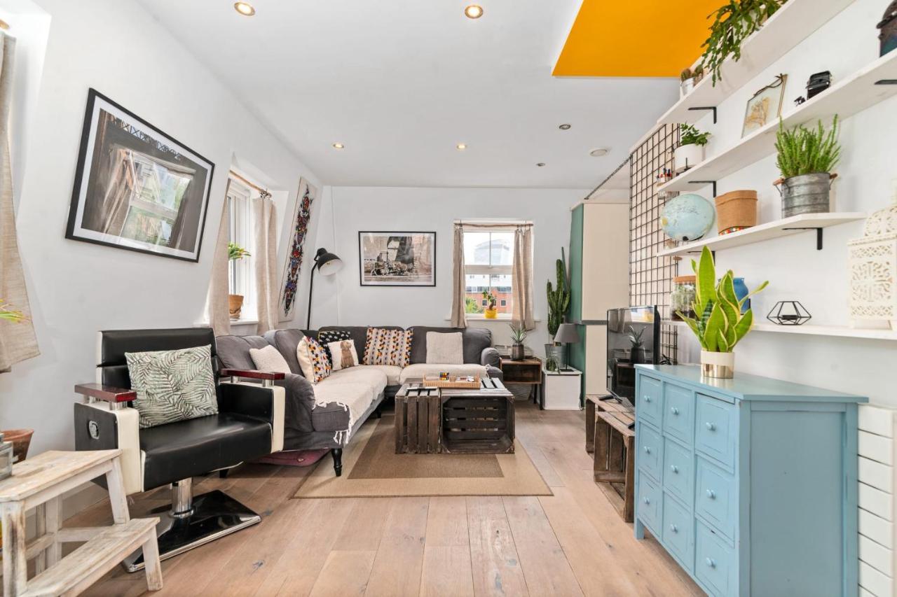 Apartment Guestready - Artsy Penthouse In Heart Of The *