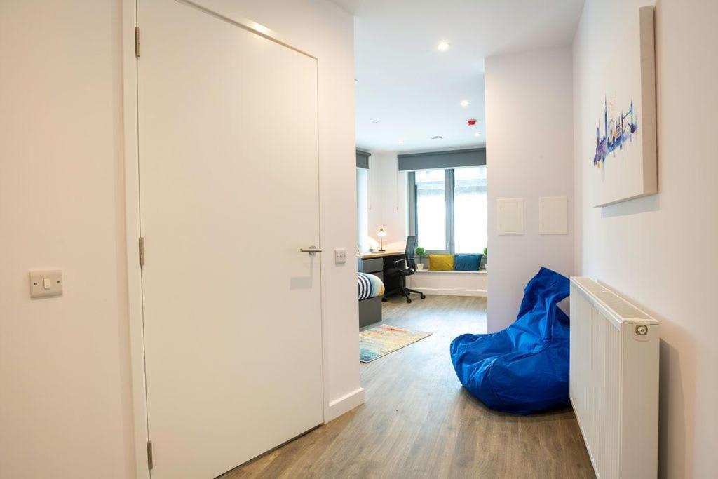 For Students Only Private Bedrooms With Shared Kitchen At Great Court In London