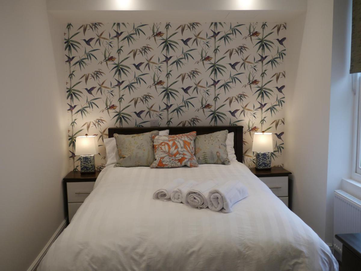 64 Avonmore Olympia Kensington Boutique Londres